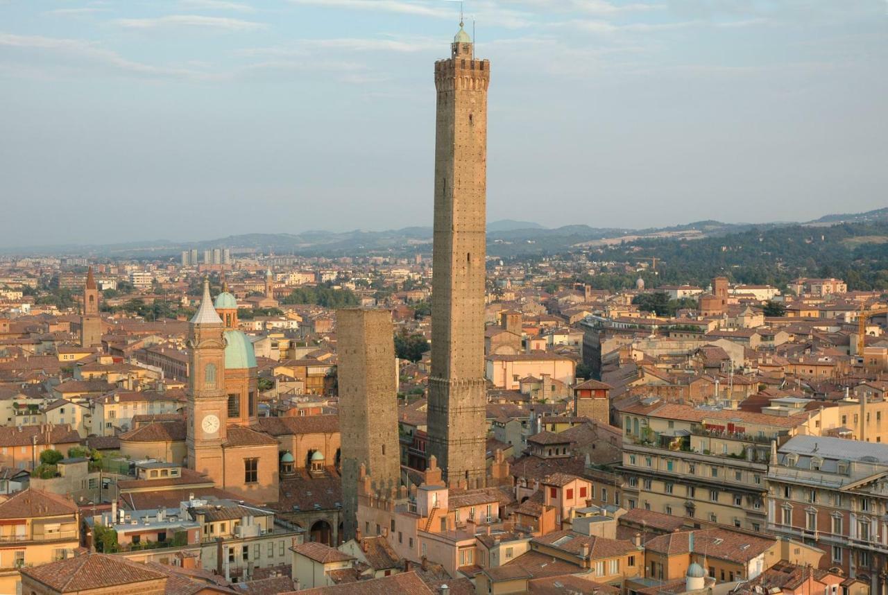 Aduepassidallafiera Bologna Kültér fotó